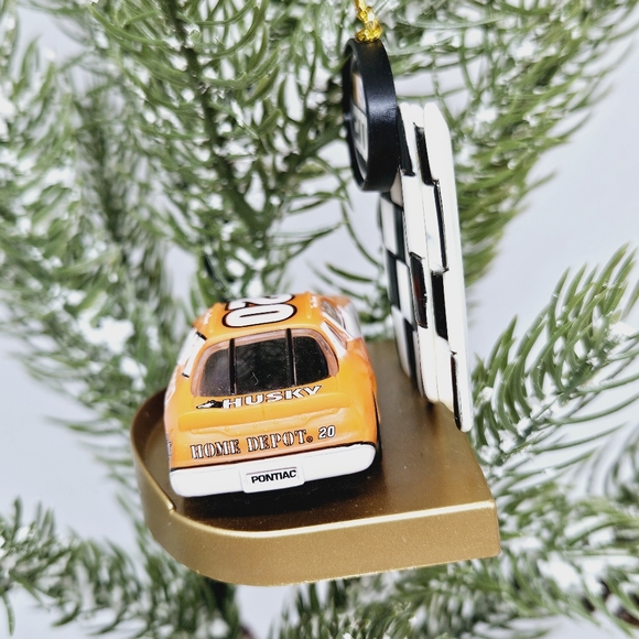 NASCAR - #20 Tony Stewart Race Car Christmas Ornament - 2000 - Picture 3 of 13